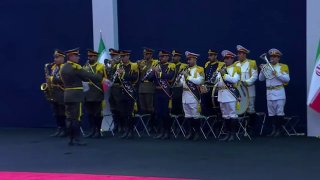 Никол Пашинян простился с Али Хаменеи в Иране