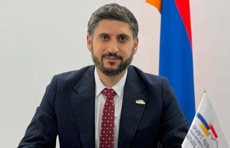 Кандидат в депутаты Артур Абрамян арестован и объявлен в розыск за подкуп и отмывание денег